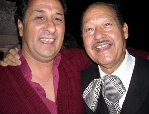 Junto a José Image